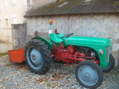 tracteur dit petit gris ferguson