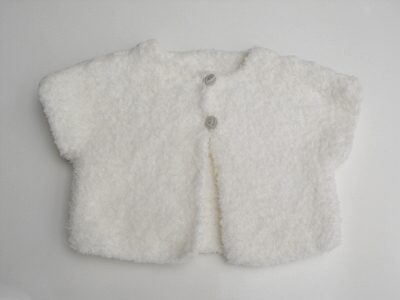 Tricots et layettes b�b� enti�rement fait-main 