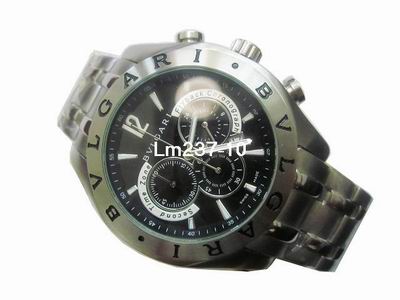 Offrir des montres de bonne qualit�, lv, cartier, armani, chanle, gucci, beau et faible prix