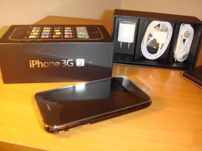 FOR SALE:Apple iPhone 3G S (Speed) Quadband 3G HSDPA GPS Unlocked Phone (SIM Free