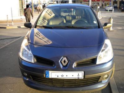 A vendre Clio 3 DCI 85 Ch,Nov 2005, 5 portes, tr�s...