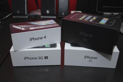 NEW AUTHENTIC APPLE IPHONE 4G 32GB FOR SELL
