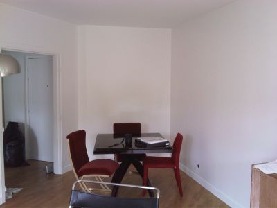 PEINTRE PROFESSIONNEL 20 ANS D'EXPERIENCE/0613727706