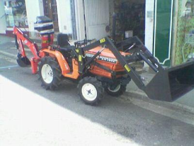  Don de Micro tracteur kubota occ + chargeur‏