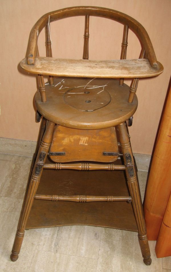 Chaise haute de bébé Ancienne en bois