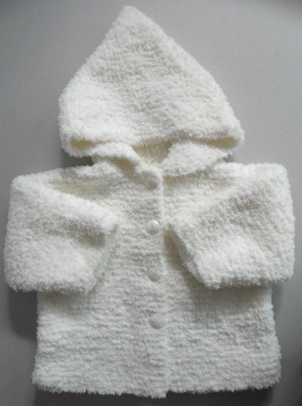 Tricot laine bébé gilet ou paletot écru fait main