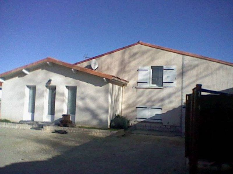 Maison13m2+chambres d'hotes125m2+gite50m2(rare)