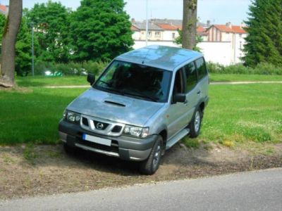 Vehicule 4x4 Nissan Terrano a vendre