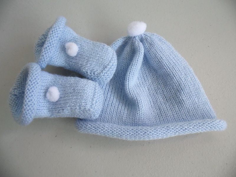 Tricot laine bébé fait main bonnet bleu à pompon