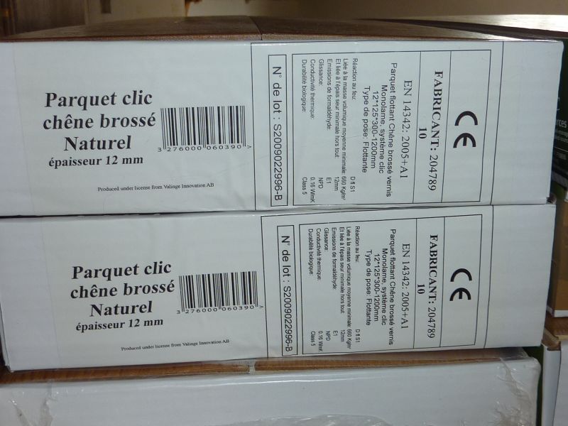 Vends parquet flottant chne naturel bross naturel monolame vitrifi ARTENS excellent tat