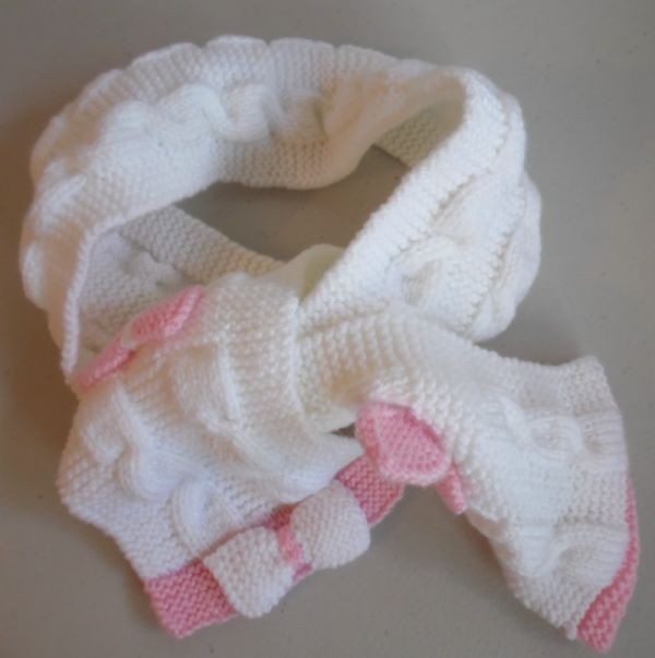 Tricot laine fait main écharpe blanche et rose