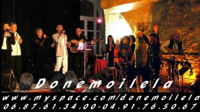 DONEMOILELA en concert