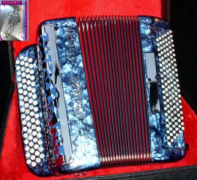 ACCORDEON FRATELLI CROSIO COMPACT 120 (tat Neuf !) 