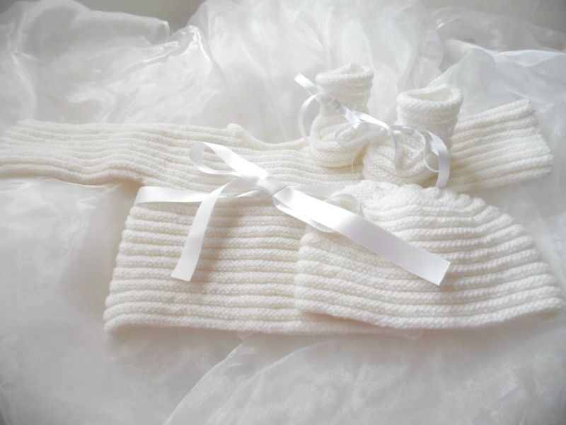 Brassire bb en laine bourrelets blanc naissance