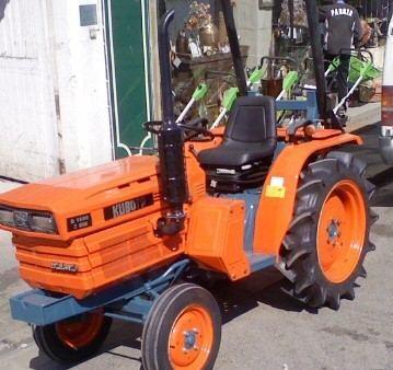 Micro Tracteur Kubota 21CV 4 RM 3 Cylindres