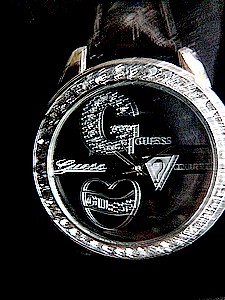 GUESS MONTRE QUARTZ DAME NEUVE CHROME NOIRE/NOIRE -60%  PRIX CANON