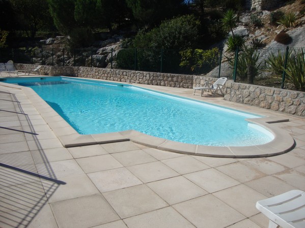 Bel et spacieux appartement T5 120m2  EZE Cote d'Azur