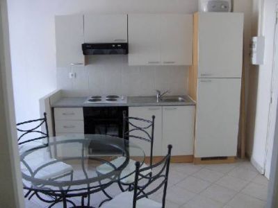 F3 duplex neuf centre historique Perpignan, disponible imm�diatement