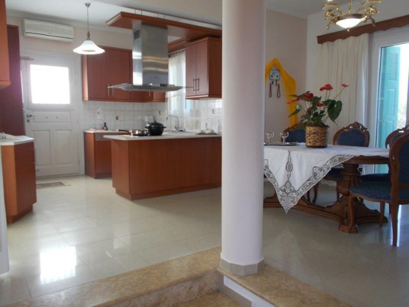Greece Cyclades island of Milos rent studio/apartment /villa