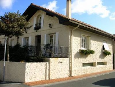 VILLA  5 pers. FRONT DE MER SOULAC