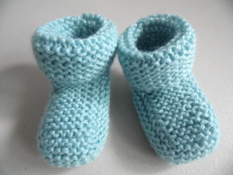 Tricot laine bébé fait main bonnet chaussons