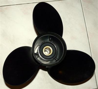 H�lice YAMAHA MERCURY MARINER TOHATSU HONDA 17pouces NEUVE