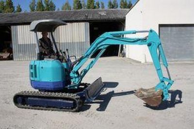 A Donner Superbe Machine de Chantier Mini Pelle Kubota U-20 Sur Chenilles