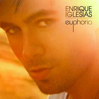   ENRIQUE IGLESIAS - SAM 2 AVRIL - DEVANT LA SCENE