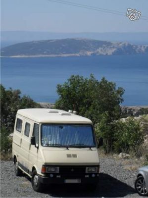 Fourgon amnag camping car par professionnel en 1991  vendre