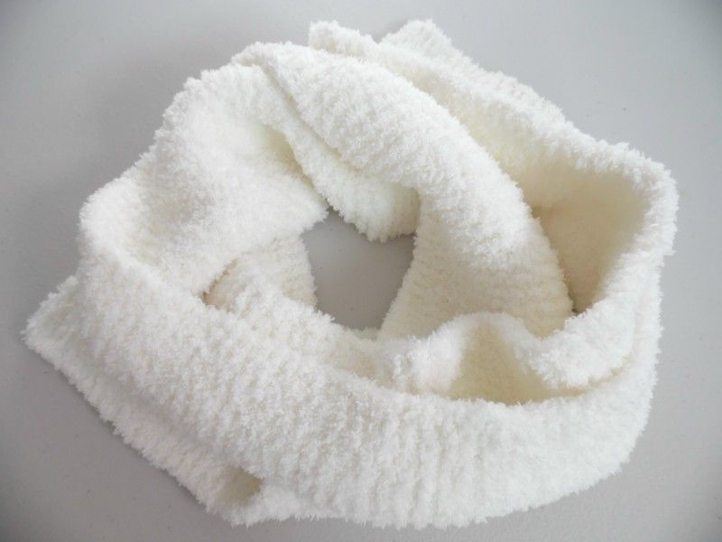 Echarpe laine tricot fait main pour enfant